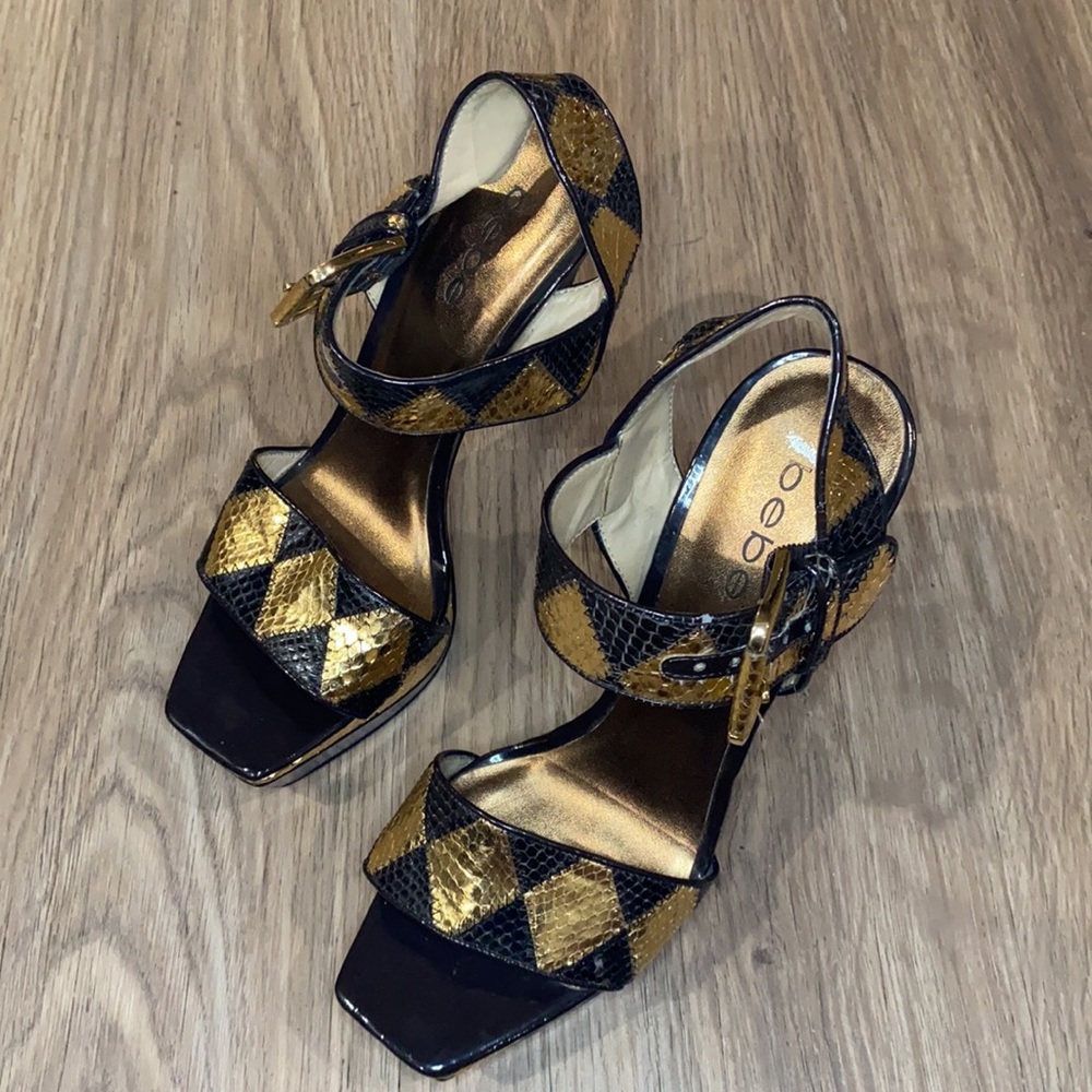 Bebe Brown & Gold Heels Size 7